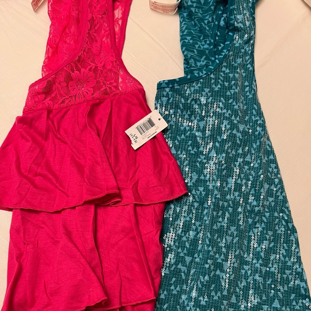NWT & NWOT tank top lot.